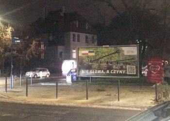 W trudnych chwilach decydują nie słowa a czyny