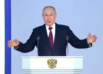 Świat równoległy Putina: jak szef Kremla traci kontakt z rzeczywistością