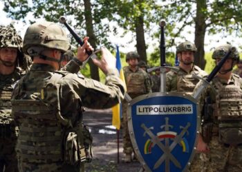 Trzy Miecze 2024: polscy, ukraińscy i litewscy żołnierze uczą się jak wspólnie zwalczać wroga