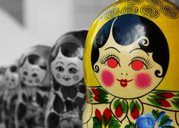 Dlaczego Rosjanie niszczą ukraińskie i polskie dziedzictwo kulturowe?