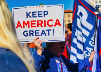 Były sekretarz stanu USA ujawnia szczegóły „planu pokojowego Trumpa” dla Ukrainy