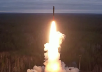 Reakcja polskiej i europejskiej sceny politycznej na użycie przez Rosję rakiety balistycznej „Oriesznik” i nuklearny szantaż